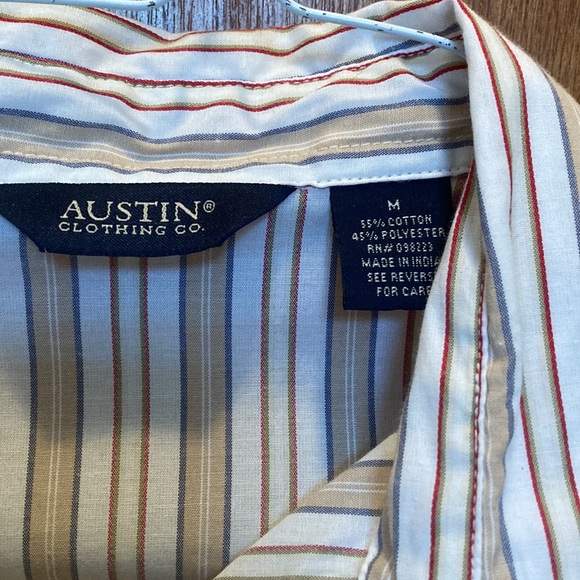 Austin Clothing Button Down Shirt - M - Picture 2 of 3